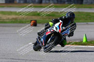 media/Jan-21-2023-Fastrack Riders (Sat) [[fcf3f88a30]]/Level 2/Session 4 Turn 6-Mountian Shot/